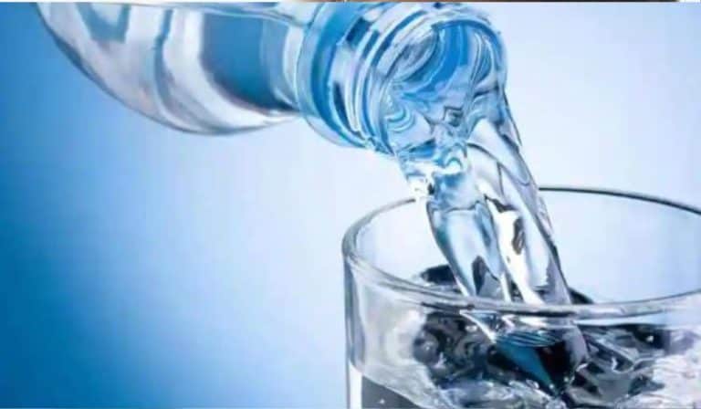 Gedemineraliseerd water kopen bij Action? Alles wat je moet weten