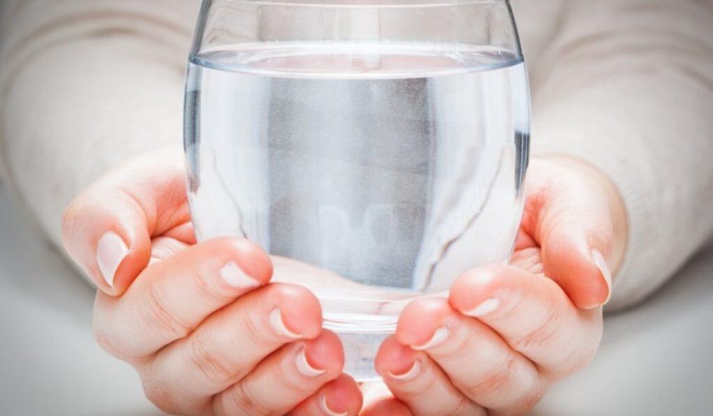 Gedestilleerd Water