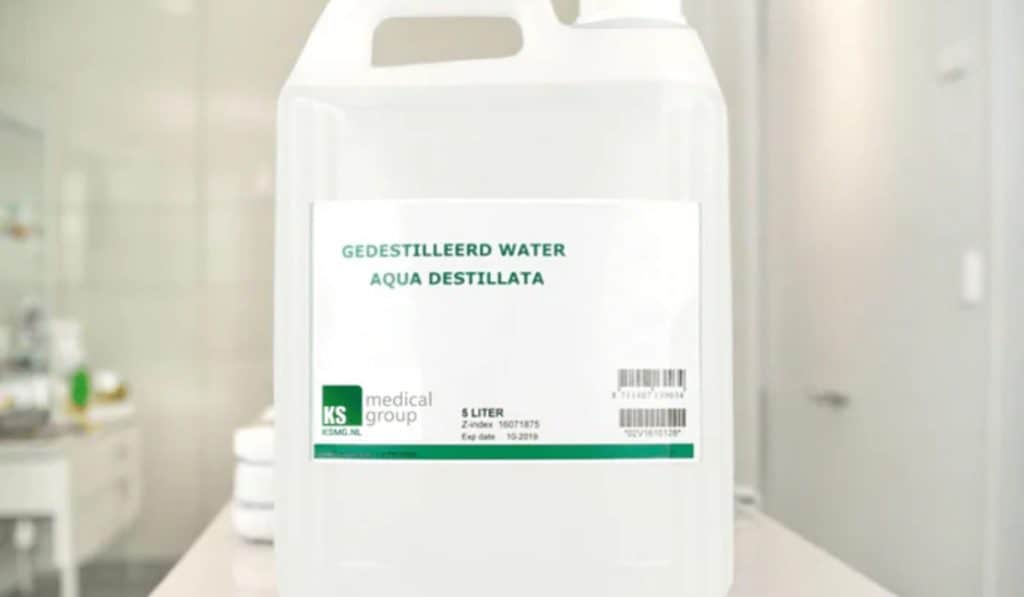 Gedemineraliseerd Water: Veiligheid, Gebruik en Toepassingen