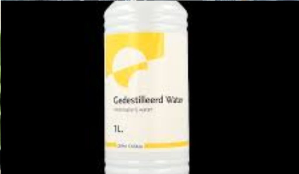 Gedestilleerd wate